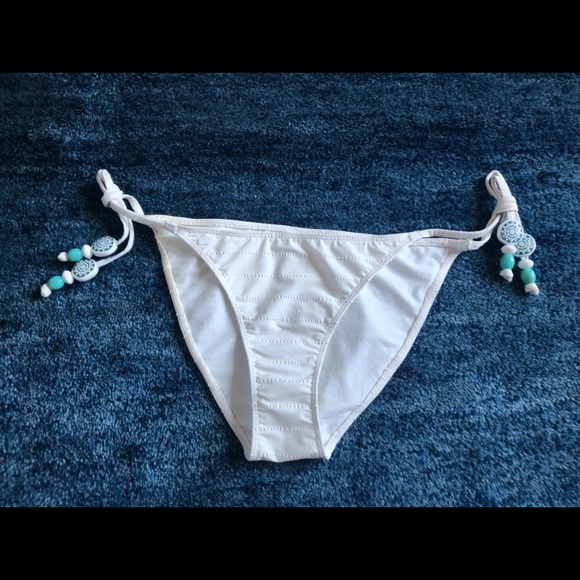 New With Tags / H&M white Bikini - Picture 3 of 4